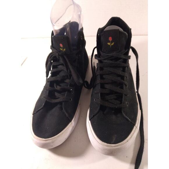1. State Lace Up Sneakers Black Rose Logo Sz 10 M - Picture 1 of 10